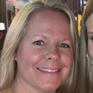 Meet your Posher, Michele